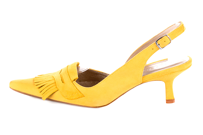 French elegance and refinement for these yellow dress slingback shoes, 
                available in many subtle leather and colour combinations. Fans of originality will appreciate the fringes and the "Offbeat Rock" side.
To be personalized or not, with your materials and colors.  
                Matching clutches for parties, ceremonies and weddings.   
                You can customize these shoes to perfectly match your tastes or needs, and have a unique model.  
                Choice of leathers, colours, knots and heels. 
                Wide range of materials and shades carefully chosen.  
                Rich collection of flat, low, mid and high heels.  
                Small and large shoe sizes - Florence KOOIJMAN